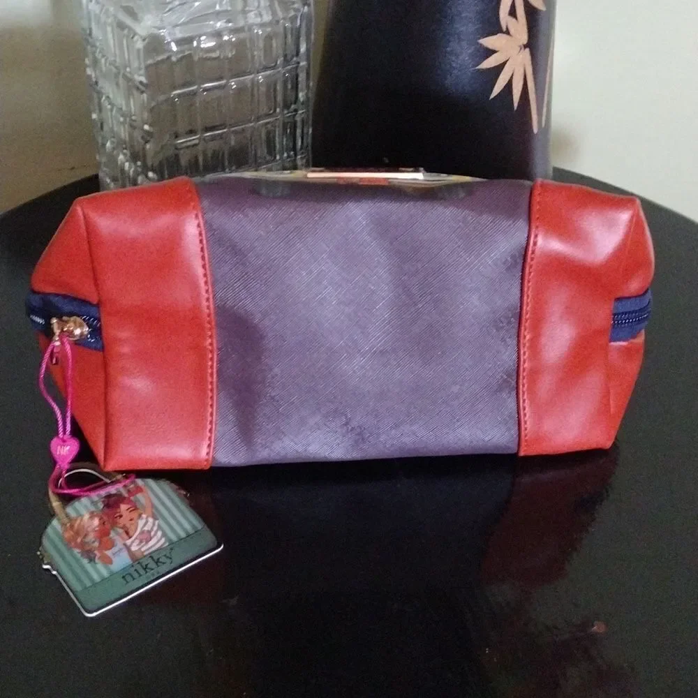 Nikky Pop Generation Fun‎ Begins XL Vegan Travel Makeup Case NWT
